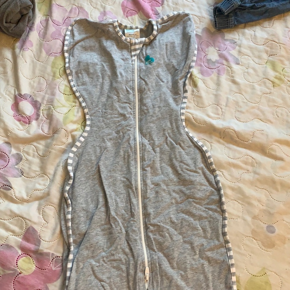 LOVE TO DREAM SWADDLE